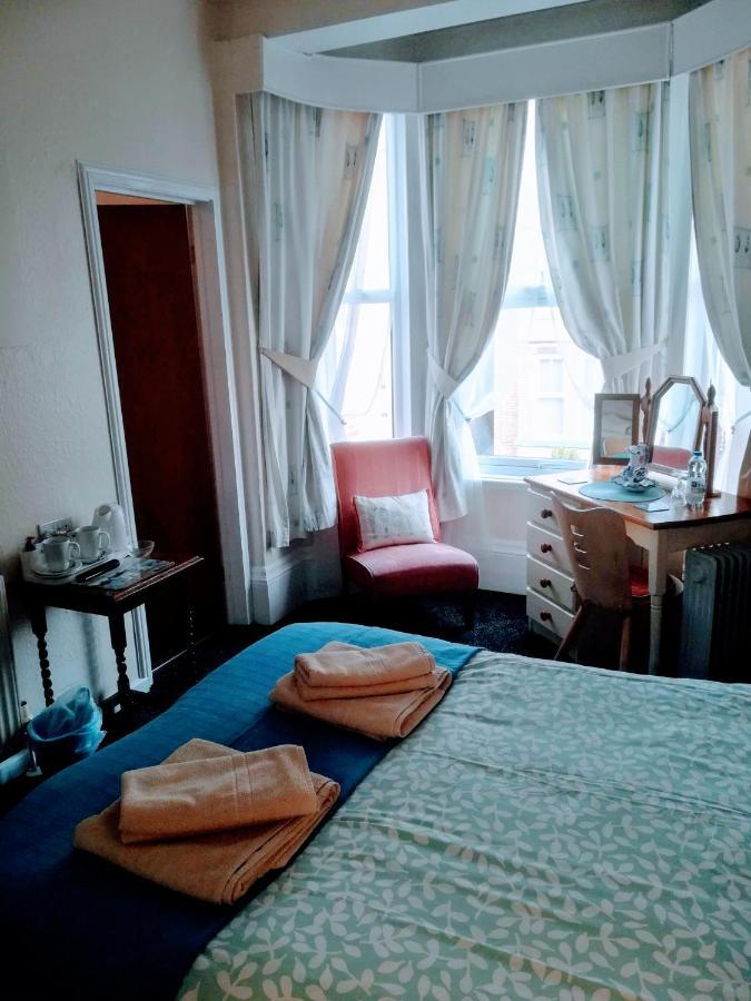 ברידלינגטון Schofield Guest House מראה חיצוני תמונה